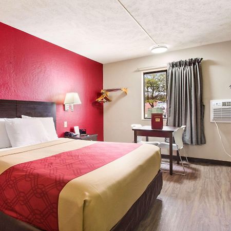 Red Lion Inn & Suites Olathe Kansas City Buitenkant foto