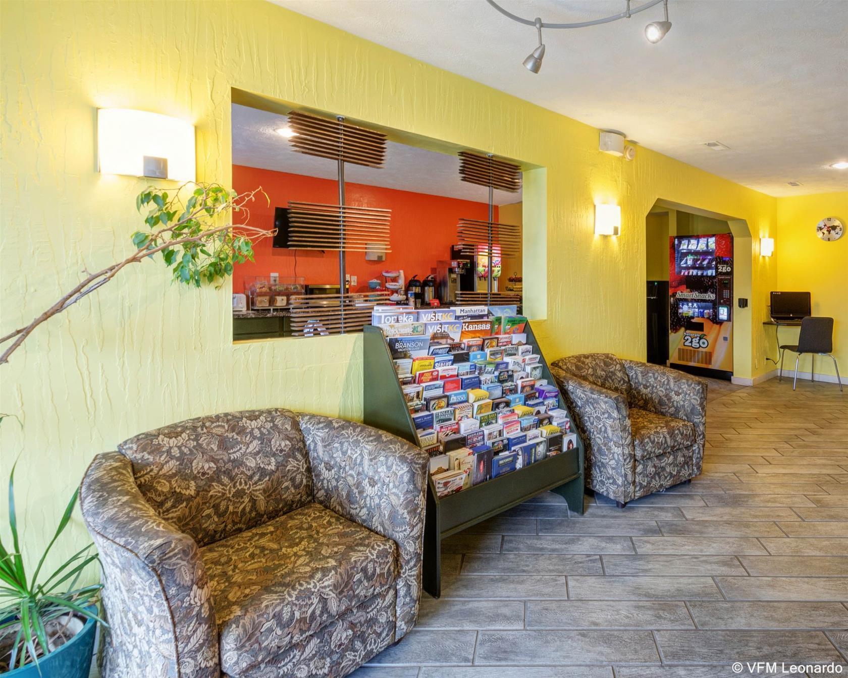 Red Lion Inn & Suites Olathe Kansas City Buitenkant foto